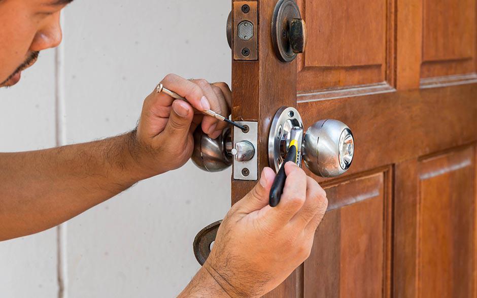 dépannage en urgence serrurier Courbevoie